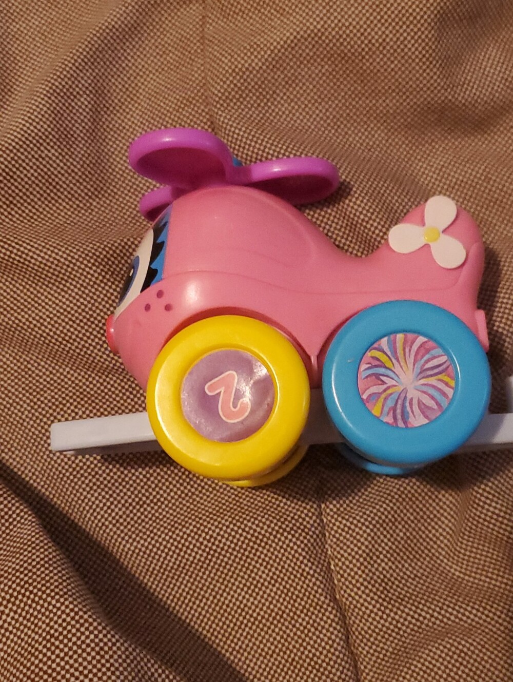 Tow & Go Friends Sesame Street TRAIN CAR Playset Abby - Picture 2 of 7
